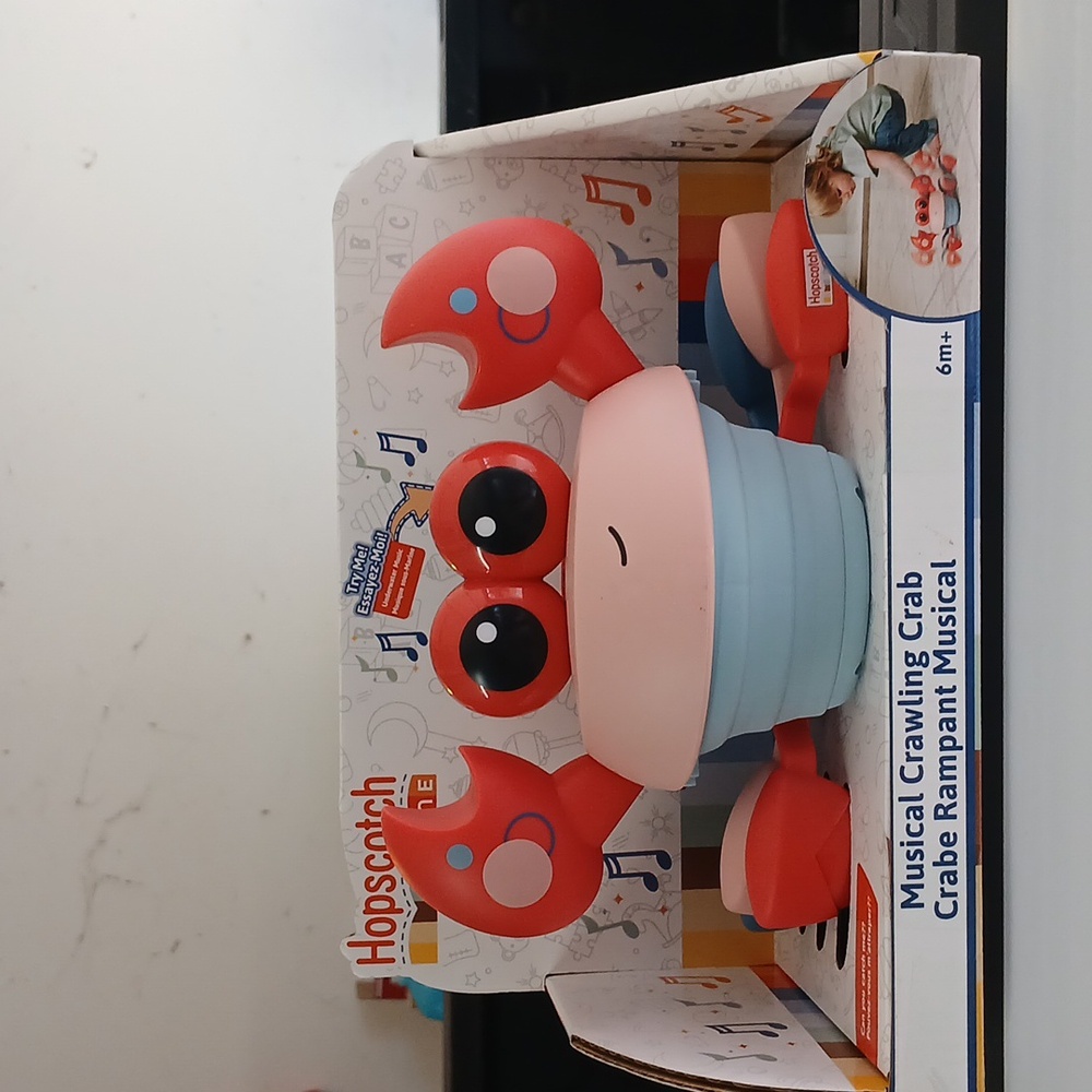 Hopscotch Lane Musical Crawling Crab